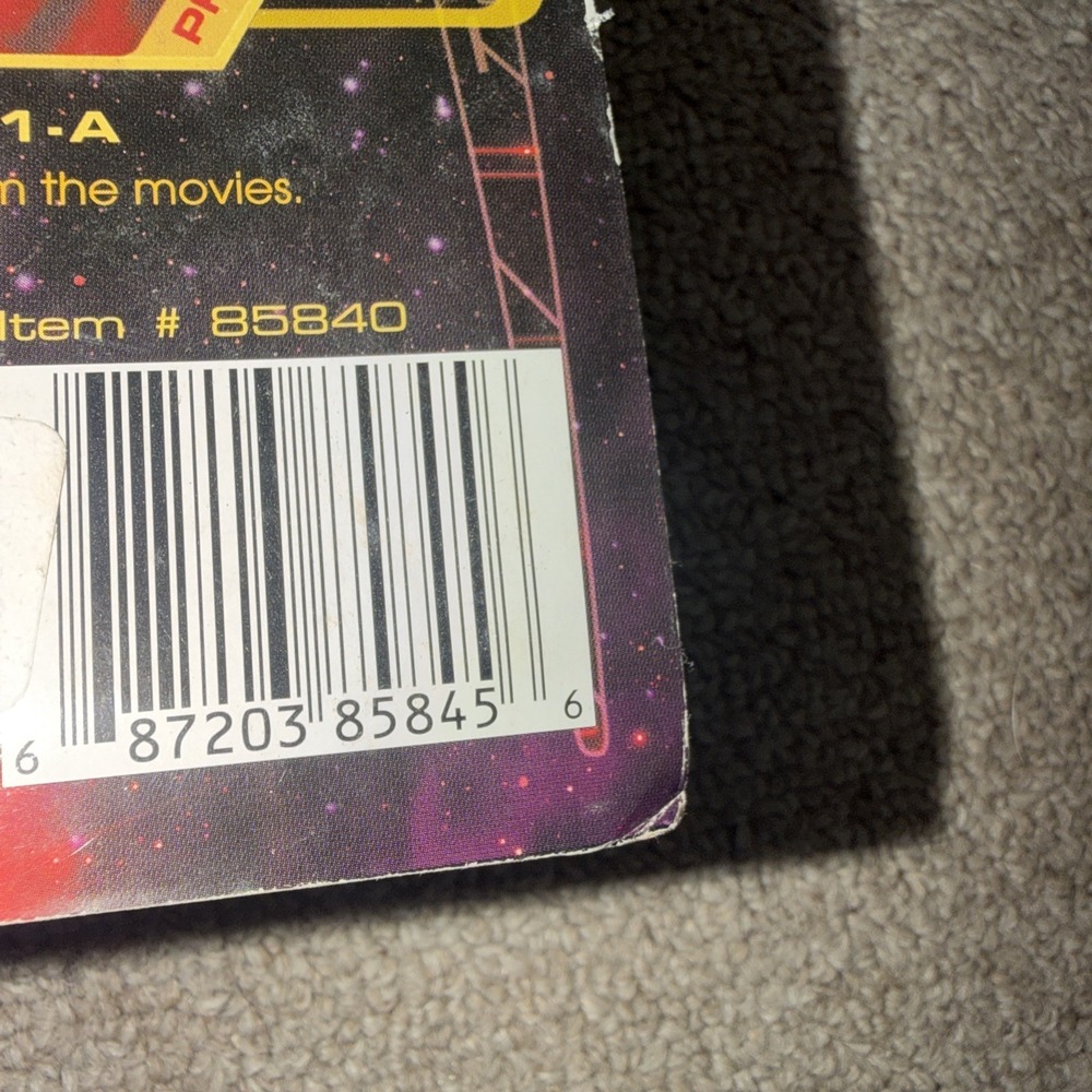 Diamond Select Art Asylum Star Trek Checkov Starfleet Gear 7" Action Figure NIB - Picture 3 of 6